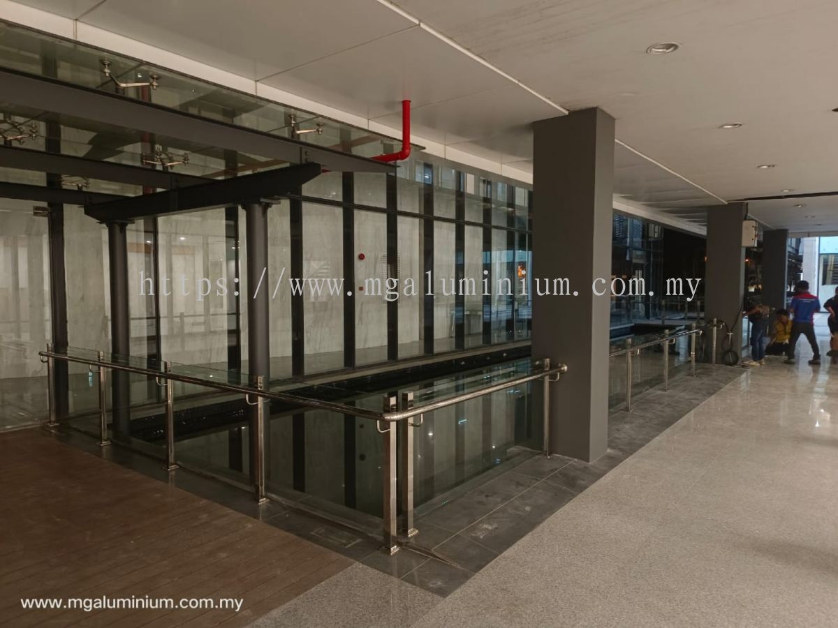 Stainless Steel Glass Railing